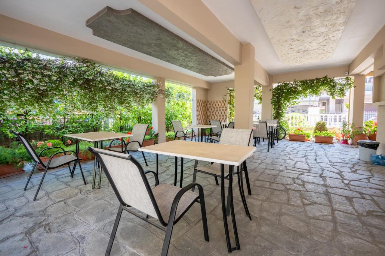 Milonas House Apartments Paralia Dionysiou Dış mekan fotoğraf