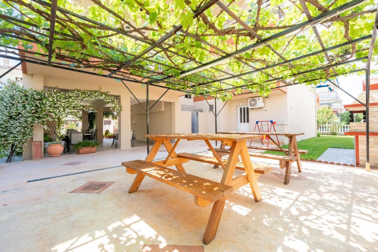 Milonas House Apartments Paralia Dionysiou Dış mekan fotoğraf