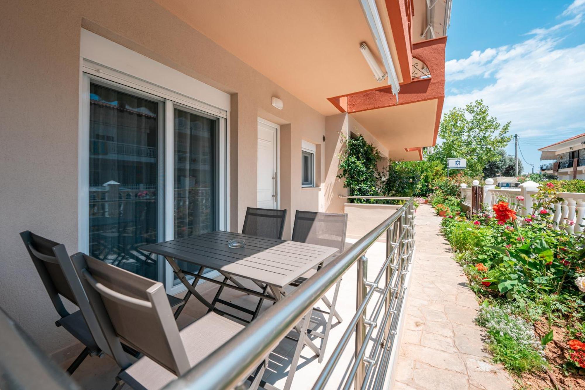 Milonas House Apartments Paralia Dionysiou Dış mekan fotoğraf